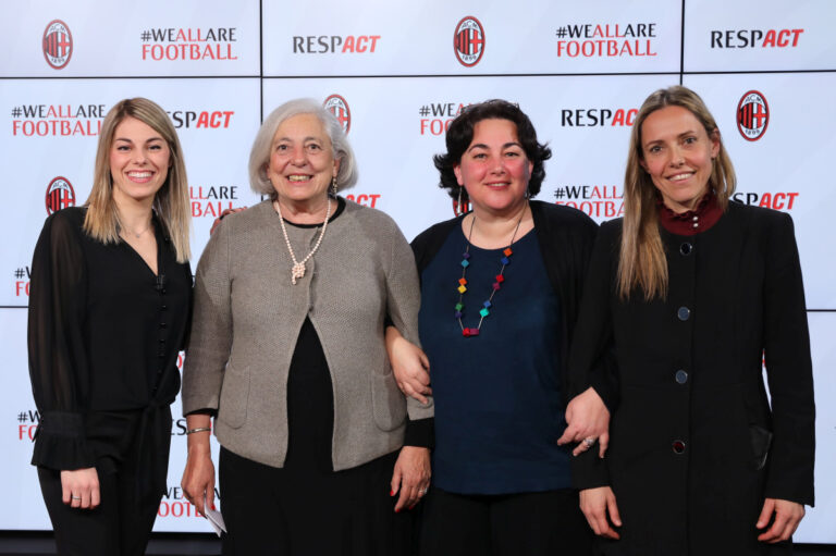 #WeAllAreFootball, manifesto Milan per uguaglianza di genere