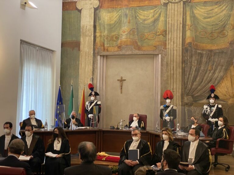 Aumentano del 7,5% i ricorsi al Tar Sicilia, 2.347 nel 2021