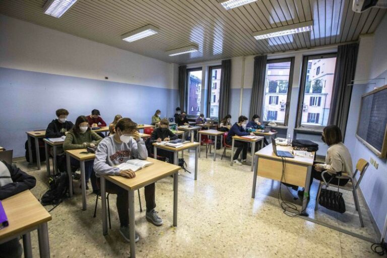 Arriva il piano “Rigenerazione scuola”