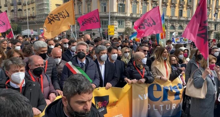 Napoli in piazza ricorda le vittime delle Mafie