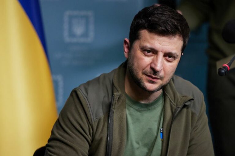 Zelensky “Nessuno è al sicuro dalla minaccia nucleare russa”