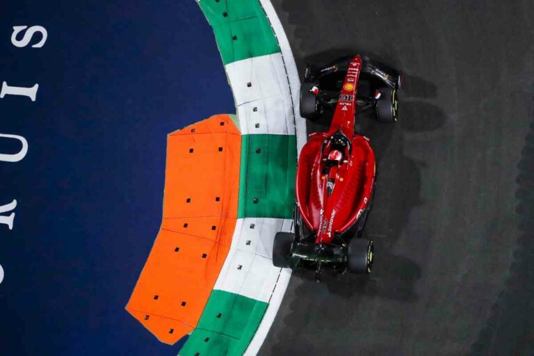 Leclerc davanti a Verstappen nelle libere in Arabia Saudita