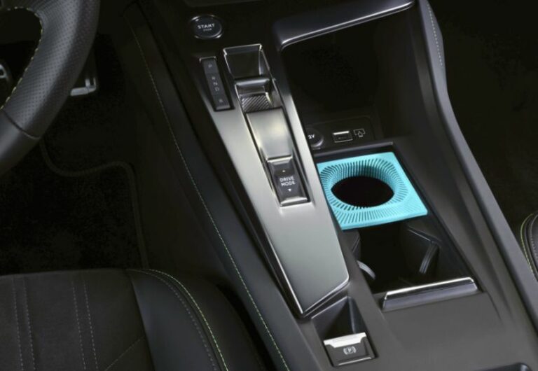 Accessori con stampa 3D per nuova Peugeot 308