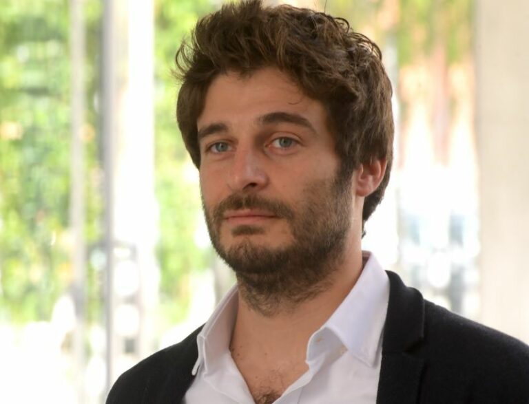 Su Rai1 arriva “Noi” con Lino Guanciale