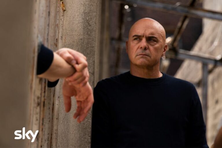 Luca Zingaretti torna in tv con il prison-drama “Il re”