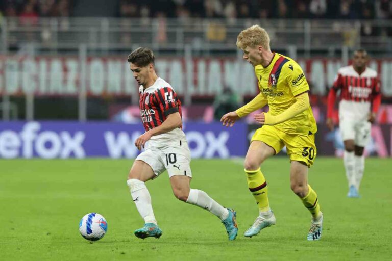 Il Milan frena col Bologna, Napoli e Inter si avvicinano