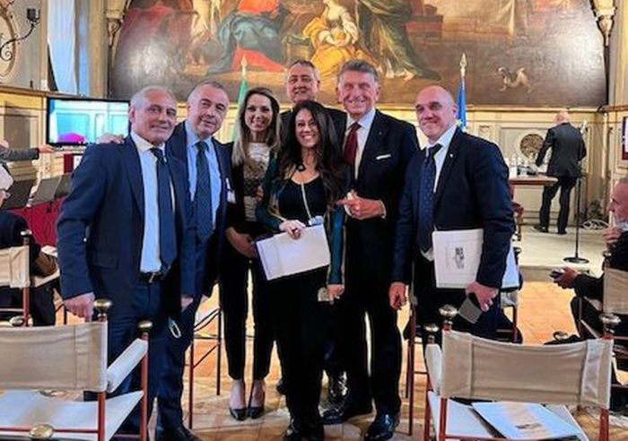 Convegno “Sport e Pace”, Versace “Serve più unione e solidarietà”