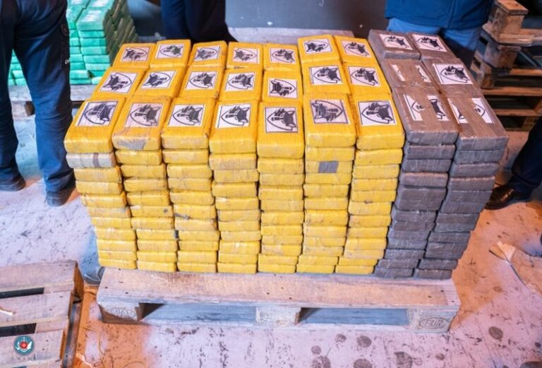 Malta seizes 800 kilos of cocaine, the biggest bust in its history