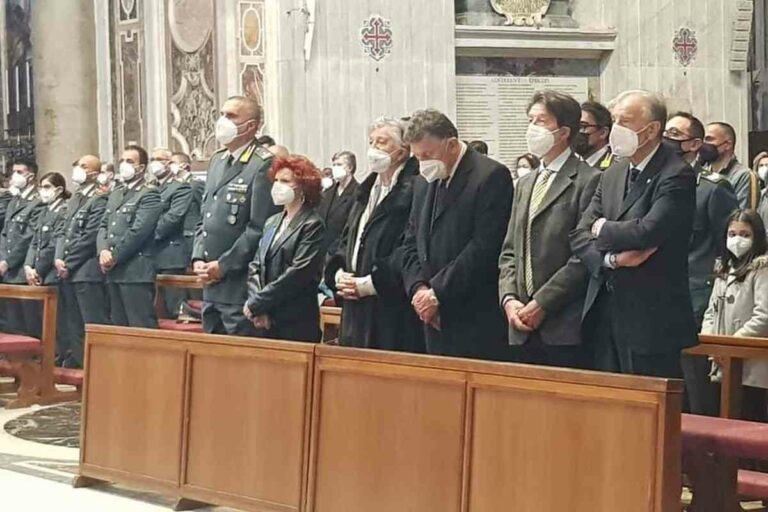 Per le Fiamme Gialle precetto pasquale nella Basilica di San Pietro