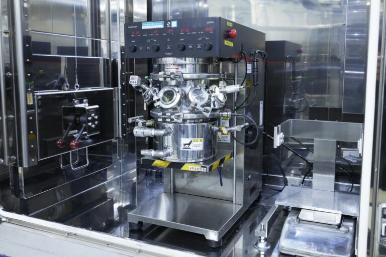 Nissan, nuovo prototipo impianto per produzione batterie a stato solido
