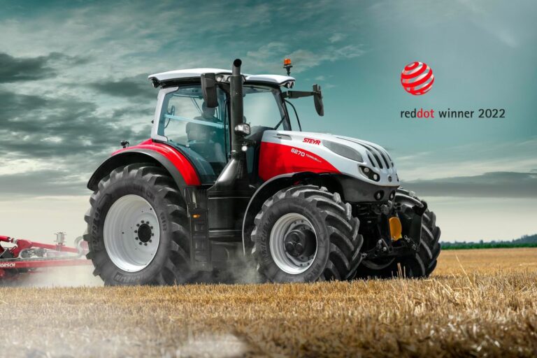 Steyr si aggiudica il Red Dot Design Award per il trattore Terrus CVT