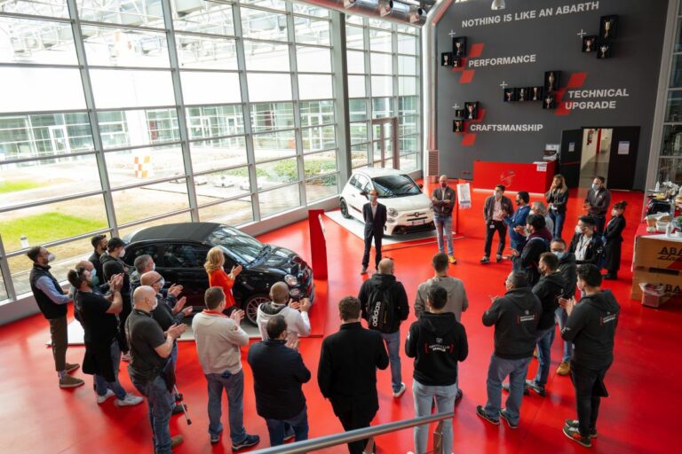 La passione dei Club Abarth rinnova le emozioni dello Scorpione