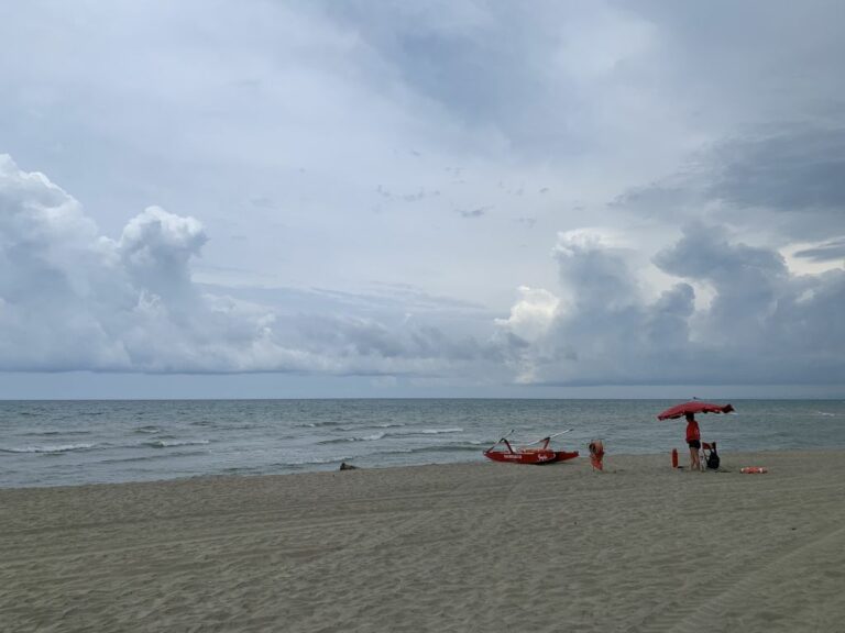 Zingaretti “2,5 milioni ai comuni per la sicurezza delle spiagge libere”