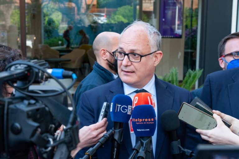 Rifiuti Roma, svolta Gualtieri “Realizzeremo il termovalorizzatore”