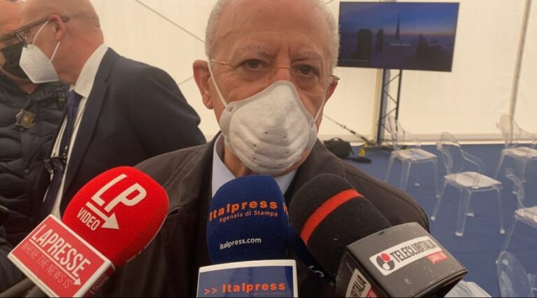 Campania, De Luca “Diffida a Ministero Sanità su criteri riparto”