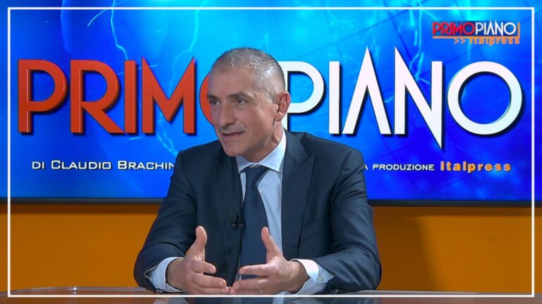 Covid, Costa “Avanti verso la normalità, dai cittadini senso di responsabilità”