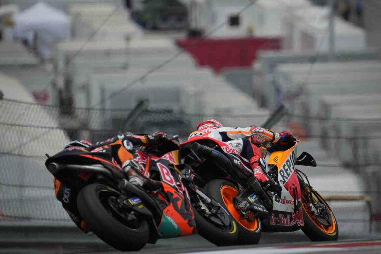 Venerdì bagnato a Portimao, le Honda comandano le libere