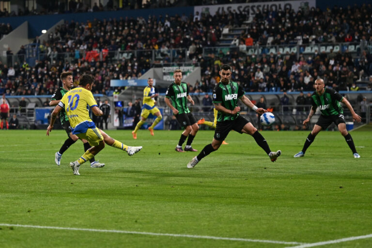 Dybala e Kean replicano a Raspadori, Sassuolo-Juve 1-2