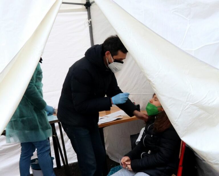 Covid, 2862 nuovi casi in Sardegna