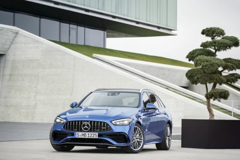 Mercedes-Amg C 43 4Matic, ancora più potente ed efficiente
