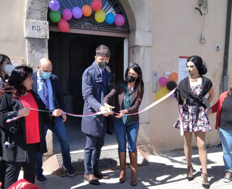 Molise, inaugurato centro regionale Lgbt a Campobasso