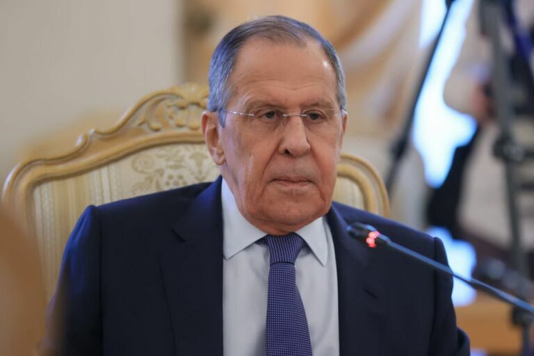 Lavrov “La Nato impedisce la pace”