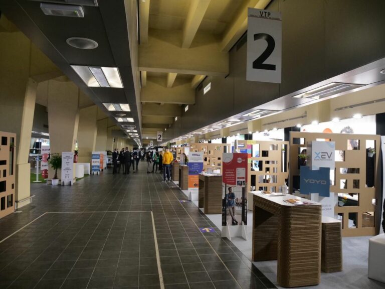 Assessore Venturini all’apertura del MobilityHub On Track alla Marittima