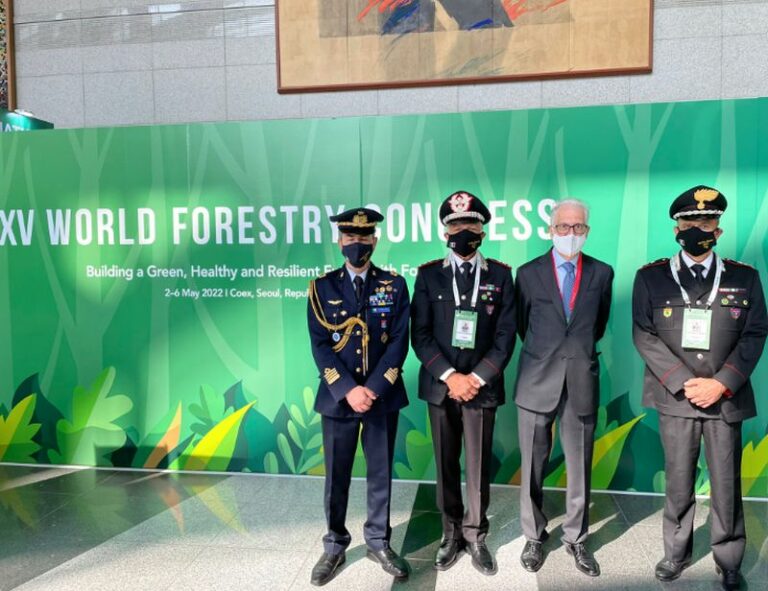 Arma dei carabinieri a Seoul per il XV Congresso Mondiale sulle Foreste
