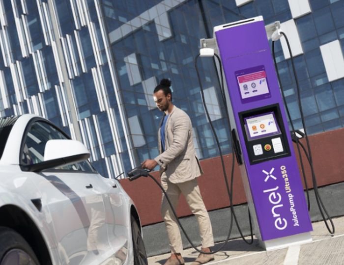 Accordo tra Enel X Way e Q8 per diffusione della mobilità elettrica
