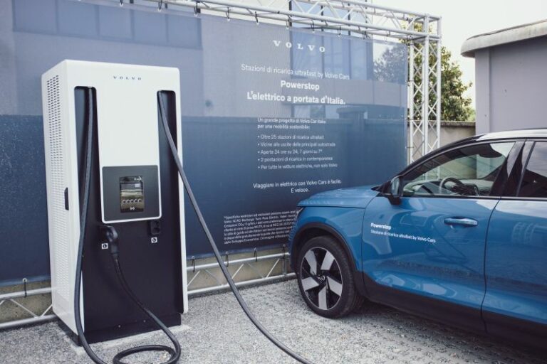 Volvo, arriva anche in Piemonte rete ultrafast di ricarica
