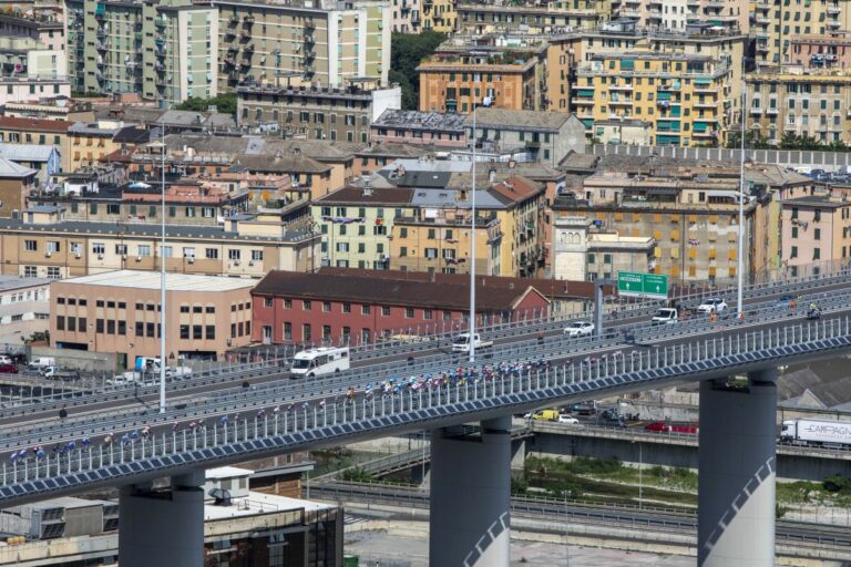 Il Giro d’Italia passa sul nuovo Ponte Genova San Giorgio