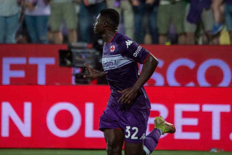 Juve battuta, la Fiorentina vola in Conference League