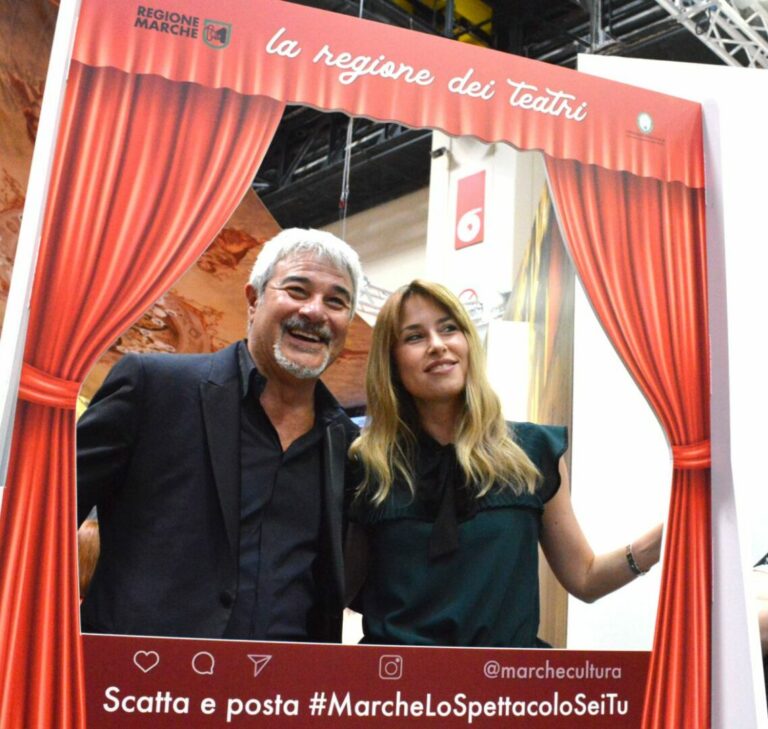 Marche, a Torino la Regione dei teatri sposa l’editoria