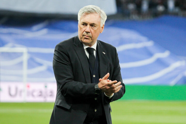 Ancelotti dribbla Mbappè “Penso alla finale di Champions”
