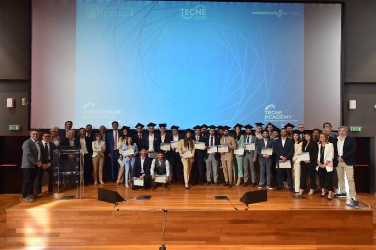 Chiusa la prima edizione Si Academy partnership tra Federico II e Aspi