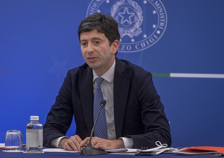 Speranza “Firmato il decreto per il bonus psicologico”