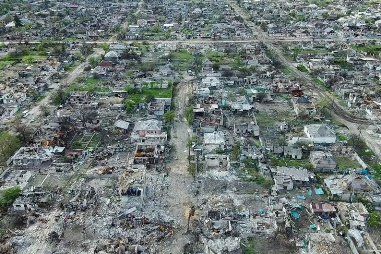 Ucraina, i russi premono mentre si prova a respingere l’offensiva
