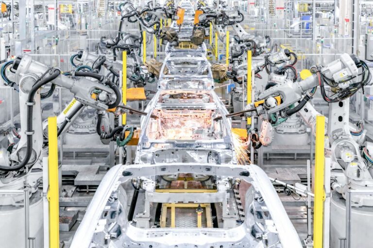 Volvo primo marchio ad aderire all’iniziativa SteelZero