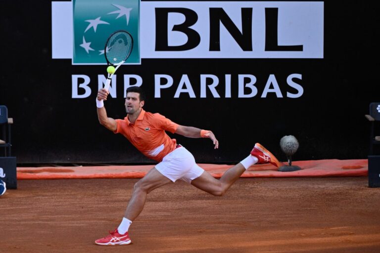 Djokovic torna al successo, re di Roma per la sesta volta