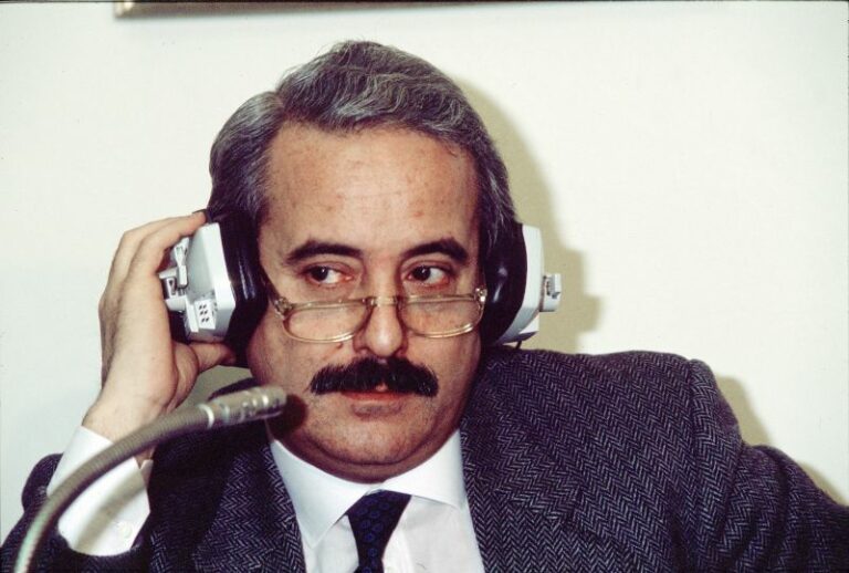 A Tg2 Dossier la strage di Capaci “Dopo 30 anni”