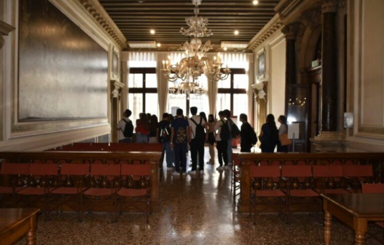 Gli studenti del Liceo Classico “Marco Polo” in visita a Ca’ Farsetti