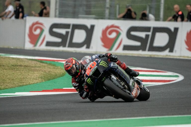 Quartararo vince il Gp di Catalunya, fuori Bagnaia