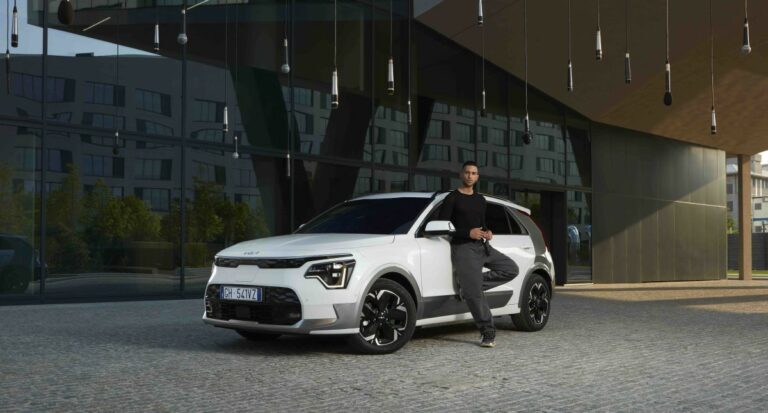 Kia lancia il progetto “Sounds Wonderful” insieme a Mahmood