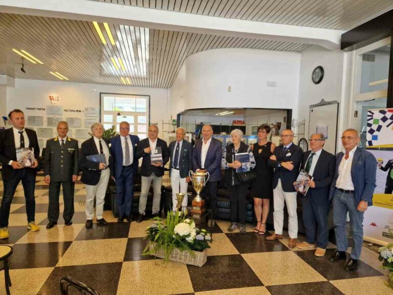 Il canottaggio femminile onora le sue radici: nasce il Trofeo Mariani