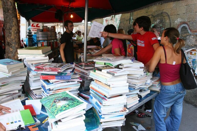 Puglia: al via l’avviso per la fornitura di libri scolastici gratis