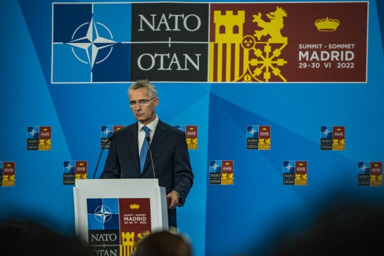 Nato, Stoltenberg “Il terrorismo tra le principali minacce per la sicurezza”