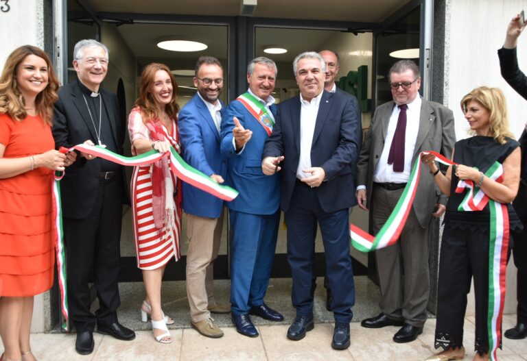 Venezia, Brugnaro e Sbarra inaugurano nuova sede regionale Cisl