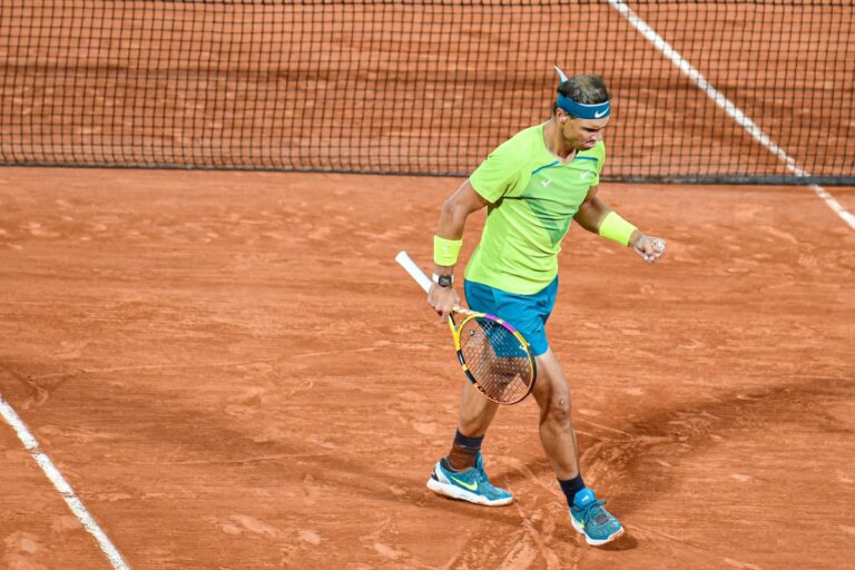 A Parigi infortunio per Zverev, Nadal centra la 14^ finale