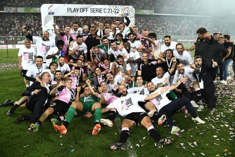 Il Palermo promosso in Serie B, Padova battuto