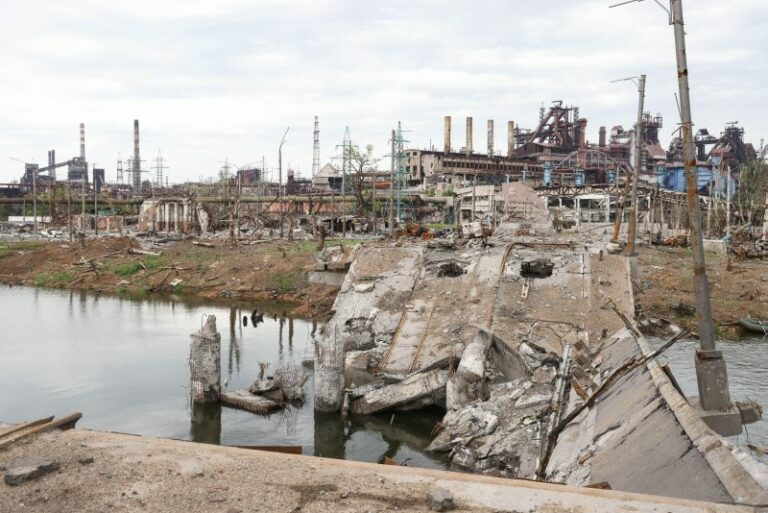 Allarme da Kiev, senza aiuti dall’Occidente perdiamo il Donbass